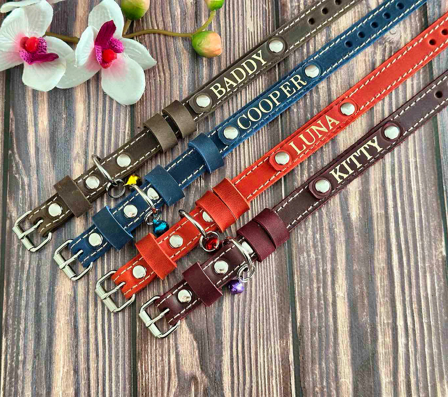 Leather cat collar