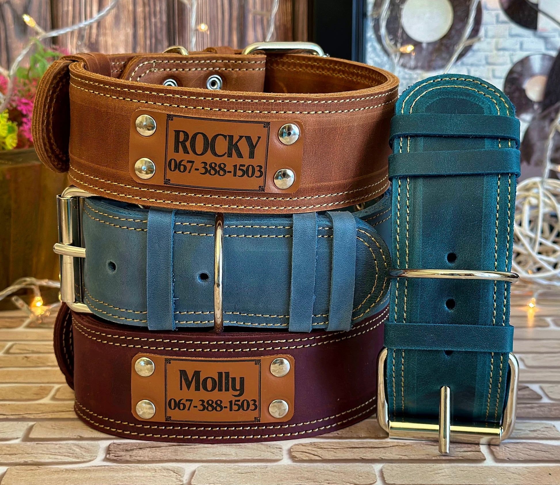 Custom name leather dog collar with engraved details, ideal for a personalized touch that ensures your dog’s safety.